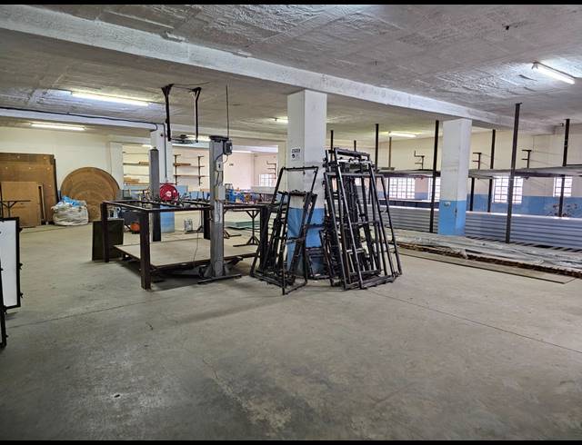 2,899M² FACTORY TO LET IN KYA SANDS